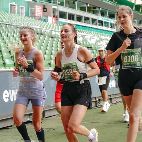 13.09.2026 - 21. swb-Marathon Bremen Michael Burmester http://msf.ph/oto/10464157 13.09.2026 12:56:07 Laufen im Stadion 201, 205, 307, 388, 411, 431, 465, 495, 655, 769, 854, 876, 913, 926, 948, 1058, 1130, 1197, 1390, 1537, 1599, 1601, 1645, 1750, 1972, 2001, 2040, 2122, 2125, 2234, 2251, 2260, 2319, 2383, 2390, 2473, 2474, 2535, 2604, 2634, 2671, 2733, 2761, 2812, 2922, 2948, 3057, 3119, 3134, 3175, 3192, 3202, 3241, 3246, 3290, 3346, 3348, 3411, 3458, 3508, 3706, 3716, 3813, 3836, 4135, 4137, 4171, 4413, 4455, 4479, 4733, 5277, 5430, 5530, 6106, 2498, 3085 meine-sportfotos.de
