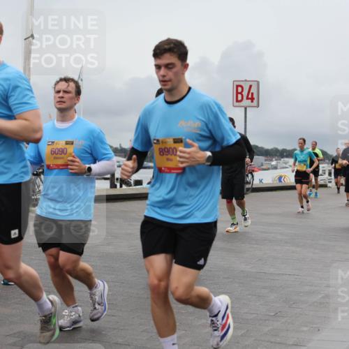 13.09.2026 - Kiel Lauf Andreas Tolksdorf http://msf.ph/oto/10464160 13.09.2026 12:04:39 Kiellinie 7, 8864, 913, 6090, 8900, 4, 3 meine-sportfotos.de