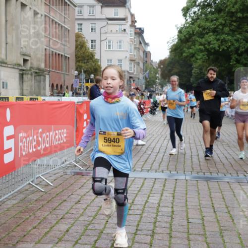 13.09.2026 - Kiel Lauf Yannick Fuchs http://msf.ph/oto/10464218 13.09.2026 09:56:30 Ziel 791, 1774, 2949, 5654, 5940, 6968, 8102, 9115, 10230, 12037, 50, 51, 1176, 1961, 2949, 3228, 3229, 4388, 5056, 6172, 6515, 8521, 8832, 9115, 10248, 10267, 10787, 11357, 11385, 11790, 11886, 12735, 12736, 12752, 1746, 2655, 4641, 4643, 5938, 7509, 7548, 10206, 12072, 1176, 1589, 2227, 4121, 5056, 8248, 8521, 9399, 10267, 11886, 12463 meine-sportfotos.de