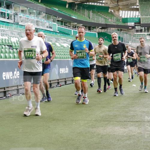 13.09.2026 - 21. swb-Marathon Bremen Michael Burmester http://msf.ph/oto/10464227 13.09.2026 13:12:57 Laufen im Stadion 118, 183, 270, 278, 349, 514, 576, 600, 695, 702, 703, 843, 933, 950, 1005, 1113, 1143, 1226, 1286, 1334, 1426, 1435, 1596, 1641, 1849, 1851, 1936, 1991, 2005, 2079, 2248, 2264, 2336, 2353, 2375, 2377, 2387, 2398, 2426, 2439, 2461, 2478, 2505, 2612, 2659, 2665, 2673, 2684, 2765, 2773, 2792, 2815, 2816, 2822, 2850, 2860, 2884, 2895, 2907, 2921, 2963, 2966, 2972, 2975, 2976, 3016, 3027, 3079, 3082, 3143, 3155, 3253, 3277, 3293, 3308, 3313, 3328, 3349, 3434 meine-sportfotos.de