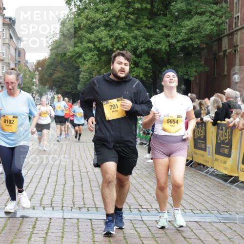 13.09.2026 - Kiel Lauf Yannick Fuchs http://msf.ph/oto/10464239 13.09.2026 09:56:32 Ziel 791, 1774, 5654, 5940, 6968, 8102, 10230, 12037, 50, 51, 1176, 1961, 2949, 3228, 3229, 4388, 6172, 6515, 6968, 8832, 9115, 10248, 10267, 10787, 11357, 11385, 11790, 11886, 12735, 12736, 12752, 1746, 2655, 4641, 4643, 5938, 7509, 7548, 10206, 12072, 1176, 1589, 2227, 5056, 8248, 8521, 9399, 10248, 10267, 11886, 12463 meine-sportfotos.de
