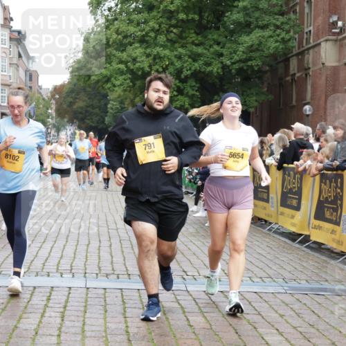 13.09.2026 - Kiel Lauf Yannick Fuchs http://msf.ph/oto/10464243 13.09.2026 09:56:32 Ziel 791, 1774, 5654, 5940, 6968, 8102, 10230, 12037, 50, 51, 1176, 1961, 2949, 3228, 3229, 4388, 6172, 6515, 6968, 8832, 9115, 10248, 10267, 10787, 11357, 11385, 11790, 11886, 12735, 12736, 12752, 1746, 2655, 4641, 4643, 5938, 7509, 7548, 10206, 12072, 1176, 1589, 2227, 5056, 8248, 8521, 9399, 10248, 10267, 11886, 12463 meine-sportfotos.de