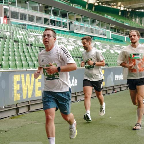 13.09.2026 - 21. swb-Marathon Bremen Michael Burmester http://msf.ph/oto/10464285 13.09.2026 12:56:11 Laufen im Stadion 205, 307, 388, 411, 431, 465, 495, 655, 769, 854, 857, 876, 913, 926, 948, 1058, 1130, 1197, 1390, 1537, 1599, 1601, 1645, 1750, 1972, 2001, 2040, 2122, 2125, 2234, 2251, 2260, 2319, 2383, 2473, 2474, 2535, 2604, 2634, 2671, 2761, 2812, 2922, 2948, 3057, 3119, 3134, 3175, 3192, 3202, 3246, 3290, 3346, 3348, 3411, 3458, 3508, 3706, 3716, 3813, 3836, 4135, 4137, 4171, 4413, 4455, 4479, 4733, 5277, 5430, 5530, 6106, 2498, 3085 meine-sportfotos.de