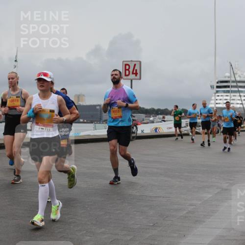 13.09.2026 - Kiel Lauf Andreas Tolksdorf http://msf.ph/oto/10464319 13.09.2026 12:04:47 Kiellinie 10819, 1, 39, 800, 9053, 4, 3 meine-sportfotos.de
