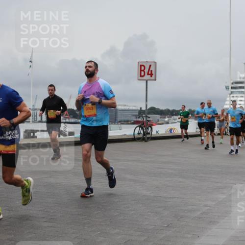 13.09.2026 - Kiel Lauf Andreas Tolksdorf http://msf.ph/oto/10464376 13.09.2026 12:04:48 Kiellinie 9053, 4, 3 meine-sportfotos.de