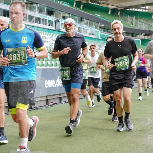 13.09.2026 - 21. swb-Marathon Bremen Michael Burmester http://msf.ph/oto/10464404 13.09.2026 13:12:59 Laufen im Stadion 118, 183, 270, 278, 349, 514, 576, 600, 695, 702, 703, 843, 933, 950, 1005, 1113, 1143, 1226, 1286, 1334, 1426, 1435, 1596, 1641, 1849, 1851, 1936, 1991, 2005, 2035, 2079, 2248, 2264, 2336, 2353, 2375, 2377, 2387, 2398, 2426, 2439, 2461, 2478, 2505, 2612, 2659, 2665, 2673, 2684, 2765, 2773, 2792, 2815, 2816, 2822, 2850, 2860, 2884, 2895, 2907, 2921, 2963, 2966, 2972, 2975, 2976, 3016, 3027, 3079, 3082, 3143, 3155, 3253, 3277, 3293, 3308, 3313, 3328, 3349, 3434 meine-sportfotos.de
