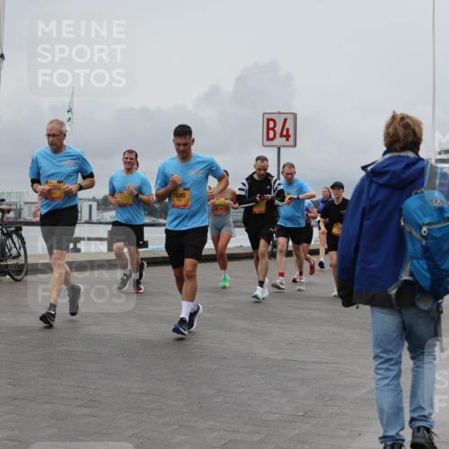13.09.2026 - Kiel Lauf Andreas Tolksdorf http://msf.ph/oto/10464410 13.09.2026 12:04:54 Kiellinie 684, 7645, 4, 3 meine-sportfotos.de