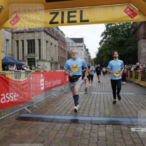 13.09.2026 - Kiel Lauf Yannick Fuchs http://msf.ph/oto/10464411 13.09.2026 09:57:00 Ziel 3684, 8599, 8824, 9692, 12580, 791, 1746, 1774, 2655, 4641, 4643, 5654, 5938, 5940, 7509, 7548, 8102, 10206, 10230, 12037, 12072, 130, 2486, 3114, 4097, 4568, 4631, 5468, 5776, 6243, 6932, 7786, 8113, 11042, 11095, 11245, 12507, 791, 2949, 5940, 6968, 9115, 12037 meine-sportfotos.de