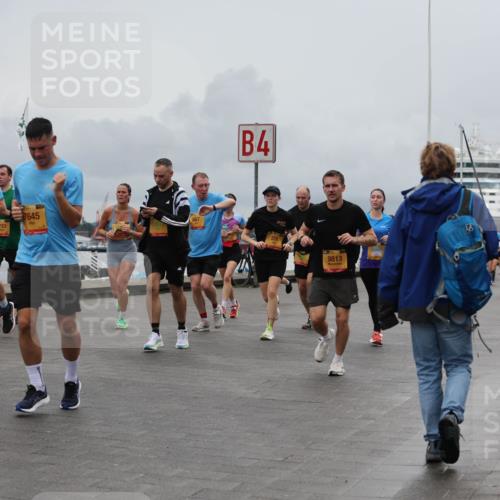 13.09.2026 - Kiel Lauf Andreas Tolksdorf http://msf.ph/oto/10464446 13.09.2026 12:04:54 Kiellinie 4, 293, 7645, 9813, 3 meine-sportfotos.de