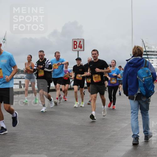 13.09.2026 - Kiel Lauf Andreas Tolksdorf http://msf.ph/oto/10464465 13.09.2026 12:04:55 Kiellinie 7645, 2612, 667, 4, 9813, 18, 3 meine-sportfotos.de