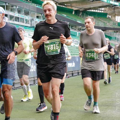 13.09.2026 - 21. swb-Marathon Bremen Michael Burmester http://msf.ph/oto/10464482 13.09.2026 13:13:00 Laufen im Stadion 118, 183, 270, 278, 349, 514, 576, 600, 695, 702, 703, 843, 933, 950, 1005, 1113, 1143, 1226, 1286, 1334, 1426, 1435, 1596, 1641, 1849, 1851, 1936, 1991, 2005, 2035, 2079, 2248, 2264, 2336, 2375, 2377, 2387, 2398, 2426, 2439, 2457, 2461, 2478, 2505, 2612, 2659, 2665, 2673, 2684, 2765, 2773, 2792, 2815, 2816, 2822, 2850, 2860, 2884, 2895, 2907, 2921, 2963, 2966, 2972, 2975, 2976, 3016, 3027, 3079, 3143, 3155, 3253, 3277, 3293, 3308, 3313, 3328, 3349, 3434 meine-sportfotos.de