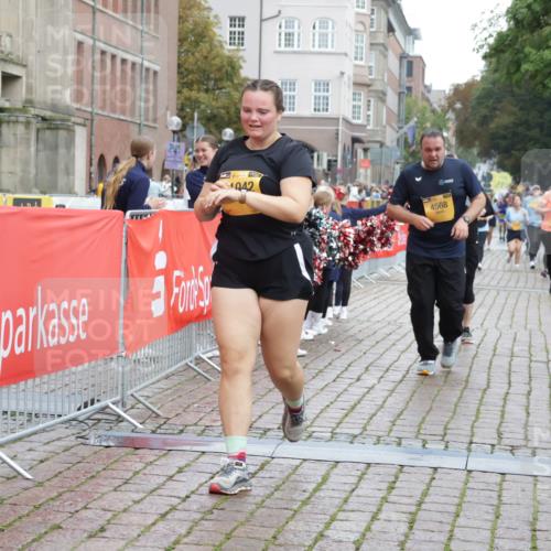 13.09.2026 - Kiel Lauf Yannick Fuchs http://msf.ph/oto/10464528 13.09.2026 09:57:11 Ziel 130, 2486, 4097, 4568, 4631, 5468, 11042, 1746, 2655, 3684, 4641, 4643, 5938, 7509, 7548, 8599, 8824, 9692, 10206, 12072, 12580, 1122, 3114, 5776, 6173, 6243, 6932, 7786, 8103, 8113, 11014, 11095, 11245, 12507, 1746, 1774, 2655, 5654, 8102, 10230, 12072 meine-sportfotos.de