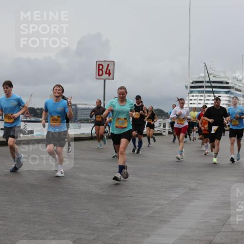 13.09.2026 - Kiel Lauf Andreas Tolksdorf http://msf.ph/oto/10464602 13.09.2026 12:05:00 Kiellinie 1230, 8550, 4, 3776, 2335 meine-sportfotos.de