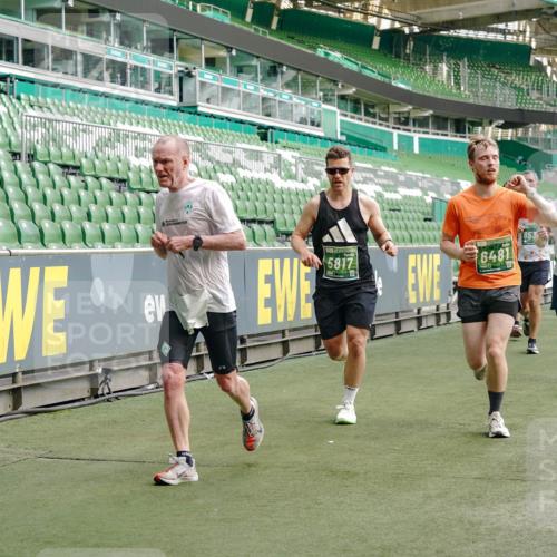 13.09.2026 - 21. swb-Marathon Bremen Michael Burmester http://msf.ph/oto/10464608 13.09.2026 12:56:16 Laufen im Stadion 205, 307, 388, 411, 431, 465, 495, 655, 769, 854, 857, 876, 913, 926, 948, 1058, 1130, 1197, 1390, 1537, 1599, 1601, 1645, 1750, 1972, 2001, 2040, 2122, 2125, 2234, 2251, 2260, 2319, 2383, 2473, 2474, 2535, 2604, 2634, 2640, 2671, 2761, 2812, 2948, 3057, 3078, 3119, 3134, 3175, 3192, 3202, 3246, 3290, 3346, 3348, 3411, 3450, 3458, 3508, 3514, 3634, 3706, 3716, 3813, 3836, 4135, 4137, 4171, 4413, 4455, 4479, 4733, 5277, 5430, 5530, 6106, 2498, 3085 meine-sportfotos.de