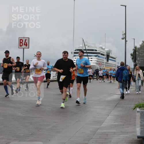 13.09.2026 - Kiel Lauf Andreas Tolksdorf http://msf.ph/oto/10464651 13.09.2026 12:05:02 Kiellinie 4, 8776, 2335, 5664, 3 meine-sportfotos.de