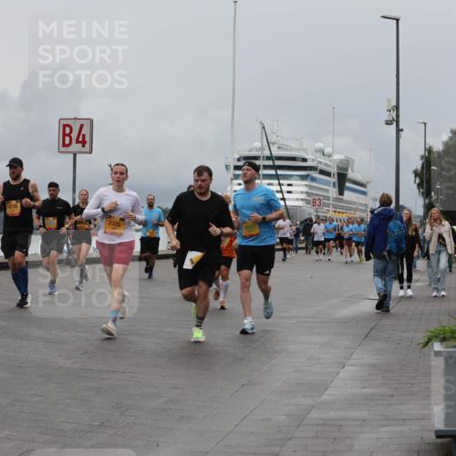 13.09.2026 - Kiel Lauf Andreas Tolksdorf http://msf.ph/oto/10464658 13.09.2026 12:05:02 Kiellinie 8776, 4, 2335, 5664, 3 meine-sportfotos.de