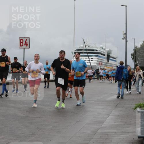 13.09.2026 - Kiel Lauf Andreas Tolksdorf http://msf.ph/oto/10464663 13.09.2026 12:05:02 Kiellinie 4 meine-sportfotos.de