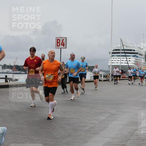 13.09.2026 - Kiel Lauf Andreas Tolksdorf http://msf.ph/oto/10464701 13.09.2026 12:05:05 Kiellinie 4 meine-sportfotos.de