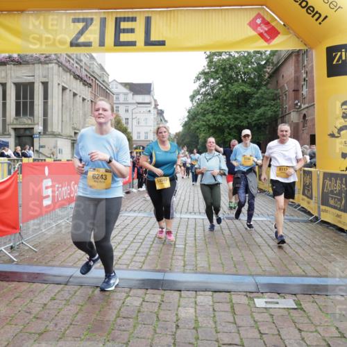 13.09.2026 - Kiel Lauf Yannick Fuchs http://msf.ph/oto/10464728 13.09.2026 09:57:22 Ziel 1122, 2486, 3114, 4097, 5776, 6173, 6243, 6932, 7786, 8103, 8113, 11014, 11095, 11245, 12507, 130, 3684, 4568, 4631, 4641, 4643, 5468, 5938, 8599, 8824, 9692, 11042, 12580, 818, 3427, 4567, 4808, 6735, 7358, 7359, 9998, 10943, 4641, 4643, 5938, 7509, 7548, 10206 meine-sportfotos.de