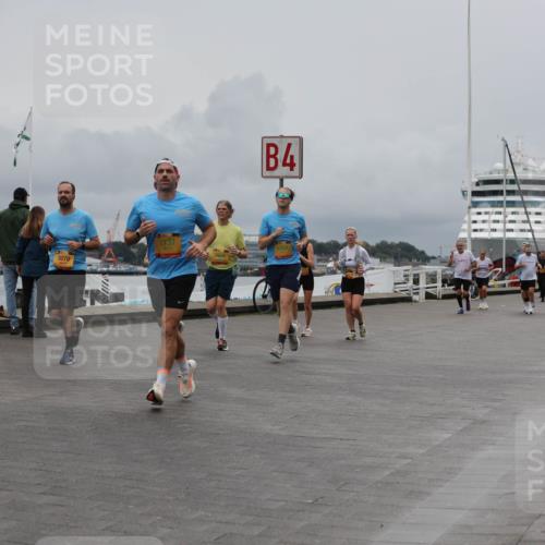 13.09.2026 - Kiel Lauf Andreas Tolksdorf http://msf.ph/oto/10464794 13.09.2026 12:05:07 Kiellinie 3070, 7137, 4, 3 meine-sportfotos.de