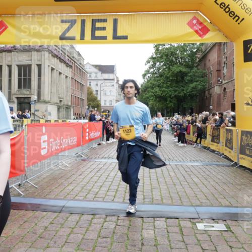 13.09.2026 - Kiel Lauf Yannick Fuchs http://msf.ph/oto/10464865 13.09.2026 09:57:28 Ziel 1122, 3114, 3427, 4567, 5776, 6173, 6735, 6932, 7358, 7359, 7786, 8103, 8113, 11014, 11095, 12507, 130, 2486, 3684, 4097, 4568, 4631, 5468, 6243, 6932, 7786, 8113, 8599, 8824, 9692, 11042, 11245, 12507, 12580, 818, 1296, 2406, 3317, 4808, 8853, 9998, 10943, 4641, 4643, 5938, 8599, 9692 meine-sportfotos.de