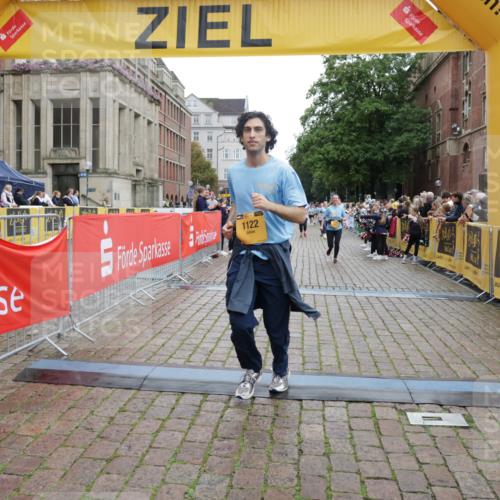 13.09.2026 - Kiel Lauf Yannick Fuchs http://msf.ph/oto/10464870 13.09.2026 09:57:28 Ziel 1122, 3114, 3427, 4567, 5776, 6173, 6735, 6932, 7358, 7359, 7786, 8103, 8113, 11014, 11095, 12507, 130, 2486, 3684, 4097, 4568, 4631, 5468, 6243, 6932, 7786, 8113, 8599, 8824, 9692, 11042, 11245, 12507, 12580, 818, 1296, 2406, 3317, 4808, 8853, 9998, 10943, 4641, 4643, 5938, 8599, 9692 meine-sportfotos.de