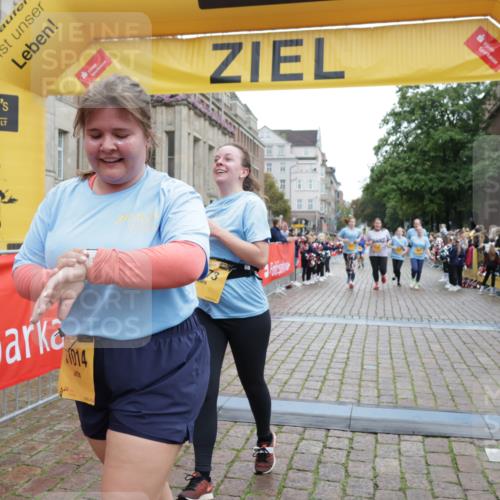 13.09.2026 - Kiel Lauf Yannick Fuchs http://msf.ph/oto/10464905 13.09.2026 09:57:33 Ziel 818, 1122, 3427, 4567, 6173, 6735, 7358, 7359, 11014, 130, 1122, 2486, 3114, 3684, 4097, 4568, 4631, 5468, 5776, 6243, 6932, 7786, 8103, 8113, 11042, 11095, 11245, 12507, 12580, 1296, 2406, 3317, 4808, 5688, 8352, 8853, 9998, 10943, 3684, 8599, 8824, 9692, 12580 meine-sportfotos.de