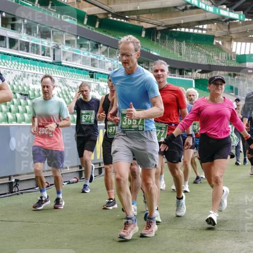 13.09.2026 - 21. swb-Marathon Bremen Michael Burmester http://msf.ph/oto/10464920 13.09.2026 13:13:05 Laufen im Stadion 118, 183, 270, 278, 349, 514, 576, 600, 631, 695, 702, 843, 933, 950, 1005, 1113, 1143, 1226, 1286, 1334, 1426, 1435, 1596, 1641, 1849, 1851, 1991, 2005, 2035, 2079, 2248, 2264, 2336, 2375, 2377, 2387, 2398, 2426, 2439, 2457, 2461, 2478, 2505, 2540, 2612, 2659, 2665, 2673, 2684, 2693, 2765, 2773, 2792, 2815, 2816, 2822, 2850, 2860, 2884, 2895, 2921, 2963, 2966, 2972, 2975, 3016, 3027, 3079, 3111, 3143, 3155, 3209, 3253, 3277, 3293, 3304, 3308, 3313, 3328, 3349, 3434 meine-sportfotos.de
