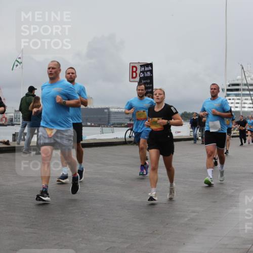 13.09.2026 - Kiel Lauf Andreas Tolksdorf http://msf.ph/oto/10464955 13.09.2026 12:05:34 Kiellinie 029 meine-sportfotos.de