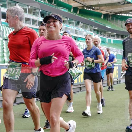 13.09.2026 - 21. swb-Marathon Bremen Michael Burmester http://msf.ph/oto/10465053 13.09.2026 13:13:07 Laufen im Stadion 118, 183, 270, 278, 349, 514, 576, 600, 631, 695, 702, 843, 933, 950, 1005, 1113, 1143, 1226, 1286, 1334, 1426, 1435, 1596, 1641, 1849, 1851, 1991, 2005, 2035, 2079, 2248, 2264, 2336, 2375, 2377, 2387, 2398, 2426, 2439, 2457, 2461, 2478, 2505, 2540, 2612, 2659, 2665, 2673, 2684, 2693, 2765, 2773, 2792, 2815, 2816, 2822, 2850, 2860, 2884, 2895, 2921, 2963, 2966, 2972, 2975, 3016, 3027, 3079, 3111, 3143, 3155, 3209, 3253, 3277, 3293, 3304, 3308, 3313, 3349, 3434 meine-sportfotos.de