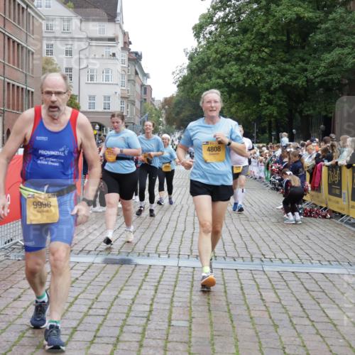 13.09.2026 - Kiel Lauf Yannick Fuchs http://msf.ph/oto/10465056 13.09.2026 09:57:45 Ziel 818, 1296, 2406, 3317, 4808, 8853, 9998, 10943, 130, 1122, 2486, 3114, 3427, 4097, 4567, 4568, 4631, 5776, 6173, 6243, 6735, 6932, 7358, 7359, 7786, 8103, 8113, 11014, 11095, 11245, 12507, 5688, 6253, 8352, 130, 4568, 4631, 5468, 11042 meine-sportfotos.de