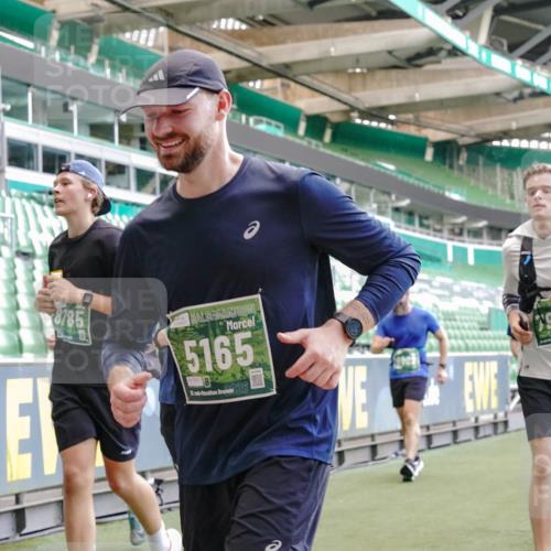 13.09.2026 - 21. swb-Marathon Bremen Michael Burmester http://msf.ph/oto/10465105 13.09.2026 13:13:08 Laufen im Stadion 118, 183, 270, 278, 349, 514, 576, 600, 631, 695, 702, 843, 933, 950, 1005, 1113, 1143, 1226, 1286, 1334, 1426, 1435, 1596, 1641, 1849, 1851, 1991, 2005, 2035, 2079, 2248, 2264, 2336, 2375, 2377, 2387, 2398, 2426, 2439, 2457, 2461, 2478, 2505, 2540, 2612, 2659, 2665, 2673, 2684, 2693, 2765, 2773, 2792, 2815, 2816, 2822, 2850, 2860, 2884, 2895, 2921, 2963, 2966, 2972, 2975, 3016, 3027, 3079, 3111, 3143, 3155, 3209, 3253, 3277, 3293, 3304, 3308, 3313, 3349, 3434 meine-sportfotos.de
