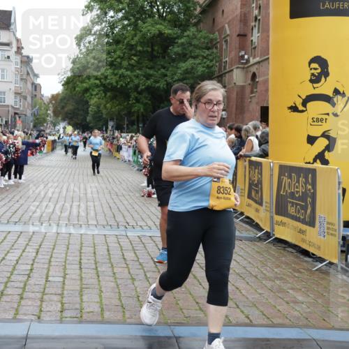 13.09.2026 - Kiel Lauf Yannick Fuchs http://msf.ph/oto/10465131 13.09.2026 09:57:57 Ziel 2406, 5688, 6253, 8352, 818, 1122, 1296, 2406, 3317, 3427, 4567, 4808, 6173, 6735, 7358, 7359, 8853, 9998, 10943, 11014, 2014, 3279, 3302, 5524, 1122, 2486, 3114, 4097, 5776, 6243, 6932, 7786, 8103, 8113, 11095, 11245, 12507 meine-sportfotos.de