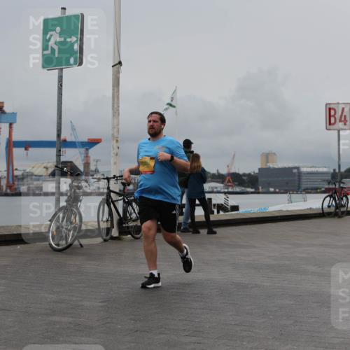 13.09.2026 - Kiel Lauf Andreas Tolksdorf http://msf.ph/oto/10465306 13.09.2026 12:06:09 Kiellinie 4, 8194 meine-sportfotos.de
