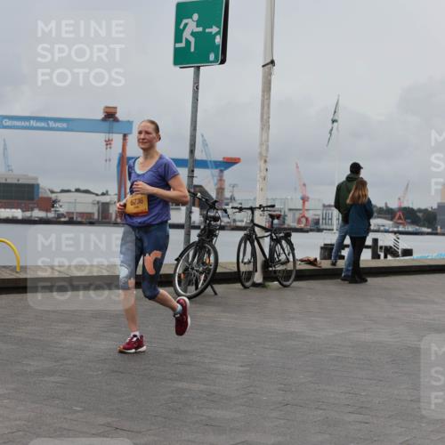 13.09.2026 - Kiel Lauf Andreas Tolksdorf http://msf.ph/oto/10465336 13.09.2026 12:06:23 Kiellinie 38, 6736, 3610, 4 meine-sportfotos.de