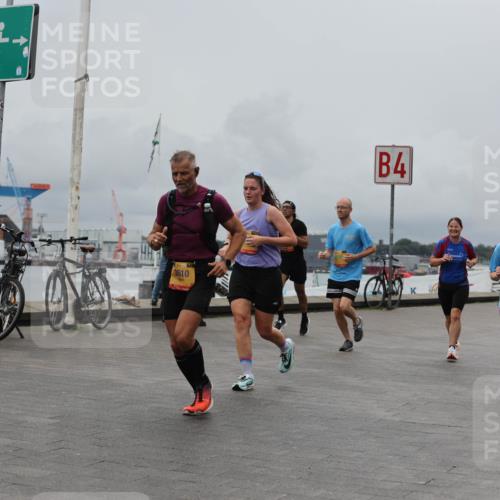 13.09.2026 - Kiel Lauf Andreas Tolksdorf http://msf.ph/oto/10465375 13.09.2026 12:06:24 Kiellinie 38, 3610, 4 meine-sportfotos.de