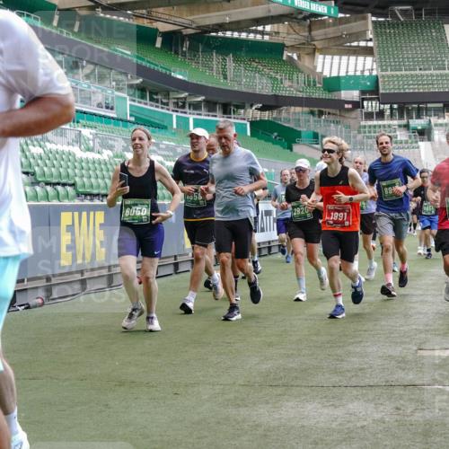 13.09.2026 - 21. swb-Marathon Bremen Michael Burmester http://msf.ph/oto/10465381 13.09.2026 13:13:12 Laufen im Stadion 118, 183, 270, 278, 349, 514, 576, 600, 631, 695, 702, 843, 933, 950, 1005, 1143, 1226, 1286, 1334, 1426, 1435, 1596, 1641, 1849, 1991, 2005, 2035, 2079, 2248, 2264, 2336, 2375, 2377, 2387, 2398, 2412, 2426, 2439, 2457, 2461, 2478, 2505, 2540, 2612, 2665, 2673, 2684, 2693, 2765, 2773, 2792, 2815, 2816, 2850, 2860, 2884, 2895, 2921, 2963, 2966, 2972, 2975, 3016, 3111, 3143, 3155, 3209, 3253, 3277, 3293, 3304, 3308, 3313, 3349, 3434, 3661 meine-sportfotos.de