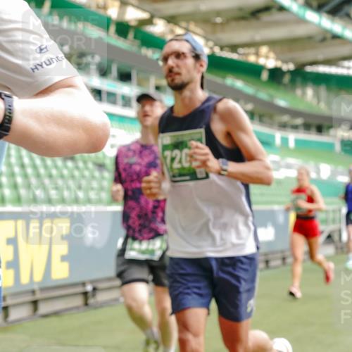 13.09.2026 - 21. swb-Marathon Bremen Michael Burmester http://msf.ph/oto/10465404 13.09.2026 12:56:31 Laufen im Stadion 205, 307, 388, 411, 431, 465, 655, 769, 776, 854, 857, 876, 913, 926, 948, 1058, 1130, 1197, 1537, 1601, 1645, 1750, 1809, 1900, 1972, 2001, 2040, 2051, 2075, 2122, 2251, 2260, 2319, 2473, 2493, 2535, 2604, 2634, 2640, 2671, 2761, 2812, 2904, 2948, 3057, 3078, 3119, 3192, 3202, 3290, 3348, 3411, 3450, 3458, 3508, 3514, 3634, 3706, 3716, 3760, 3813, 3836, 3939, 4135, 4137, 4171, 4316, 4319, 4413, 4455, 4479, 4733, 5277, 5430, 5530, 6106, 2498, 3085 meine-sportfotos.de