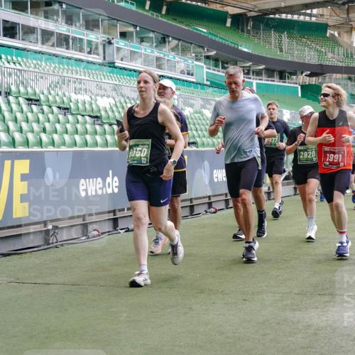 13.09.2026 - 21. swb-Marathon Bremen Michael Burmester http://msf.ph/oto/10465421 13.09.2026 13:13:13 Laufen im Stadion 118, 183, 270, 278, 349, 514, 576, 600, 631, 695, 702, 843, 933, 950, 1005, 1143, 1226, 1286, 1334, 1426, 1435, 1596, 1641, 1849, 1991, 2005, 2035, 2079, 2248, 2264, 2336, 2375, 2377, 2387, 2398, 2412, 2426, 2439, 2457, 2461, 2478, 2505, 2540, 2612, 2665, 2673, 2684, 2693, 2765, 2773, 2792, 2815, 2816, 2850, 2860, 2884, 2895, 2921, 2963, 2966, 2972, 2975, 3016, 3111, 3143, 3155, 3209, 3253, 3277, 3293, 3304, 3308, 3313, 3349, 3434, 3661 meine-sportfotos.de