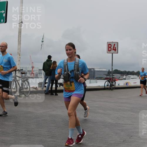 13.09.2026 - Kiel Lauf Andreas Tolksdorf http://msf.ph/oto/10465449 13.09.2026 12:06:26 Kiellinie 38, 442, 2099, 220, 4 meine-sportfotos.de