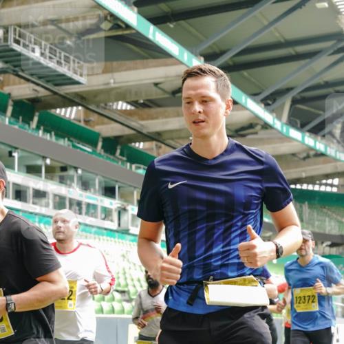 13.09.2026 - 21. swb-Marathon Bremen Michael Burmester http://msf.ph/oto/10465493 13.09.2026 10:35:25 Laufen im Stadion 10093, 10144, 10147, 10152, 10157, 10173, 10175, 10177, 10181, 10182, 10185, 10187, 10195, 10240, 10245, 10254, 10263, 10272, 10275, 10291, 10306, 10309, 10356, 10357, 10367, 10368, 10369, 10377, 10409, 10415, 10427, 10439, 10460, 10473, 10477, 10481, 10485, 10492, 10528, 10559, 10560, 10617, 10636, 10639, 10669, 10671, 10672, 10677, 10700, 10715, 10828, 10857, 10914, 10928, 11126, 11162, 11343, 11803, 11965, 10146, 10222 meine-sportfotos.de