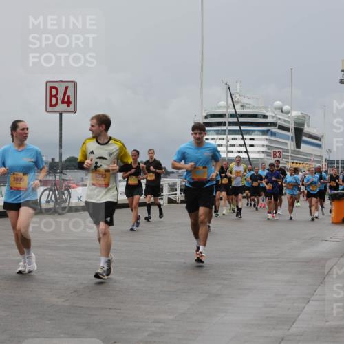 13.09.2026 - Kiel Lauf Andreas Tolksdorf http://msf.ph/oto/10465619 13.09.2026 12:06:35 Kiellinie 4, 3, 60 meine-sportfotos.de