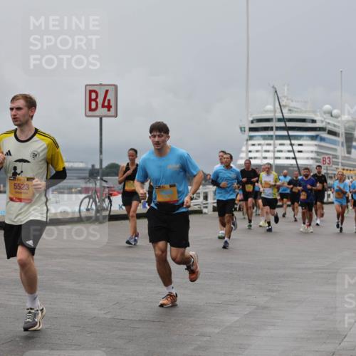 13.09.2026 - Kiel Lauf Andreas Tolksdorf http://msf.ph/oto/10465634 13.09.2026 12:06:37 Kiellinie 5523, 4, 3 meine-sportfotos.de