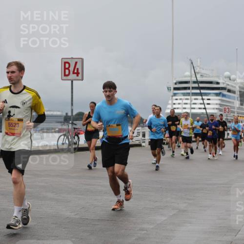 13.09.2026 - Kiel Lauf Andreas Tolksdorf http://msf.ph/oto/10465637 13.09.2026 12:06:37 Kiellinie 9, 5523, 4, 3 meine-sportfotos.de