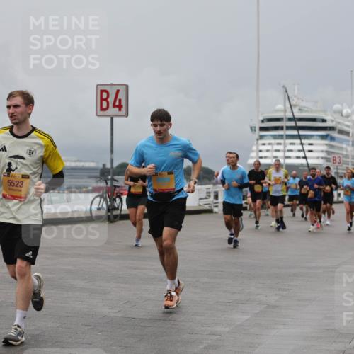13.09.2026 - Kiel Lauf Andreas Tolksdorf http://msf.ph/oto/10465641 13.09.2026 12:06:37 Kiellinie 5523, 4, 3 meine-sportfotos.de