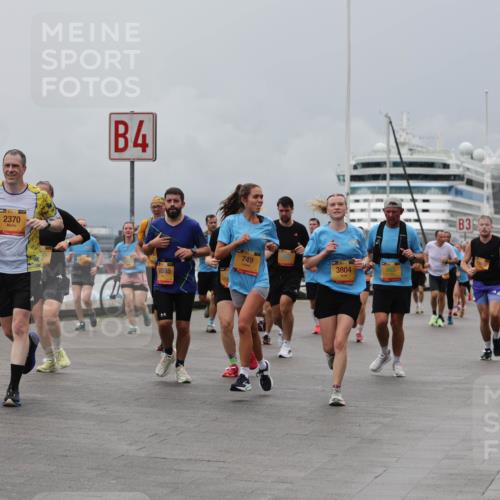 13.09.2026 - Kiel Lauf Andreas Tolksdorf http://msf.ph/oto/10465753 13.09.2026 12:06:44 Kiellinie 1864, 2370, 4, 10595, 749, 3804, 862, 3 meine-sportfotos.de