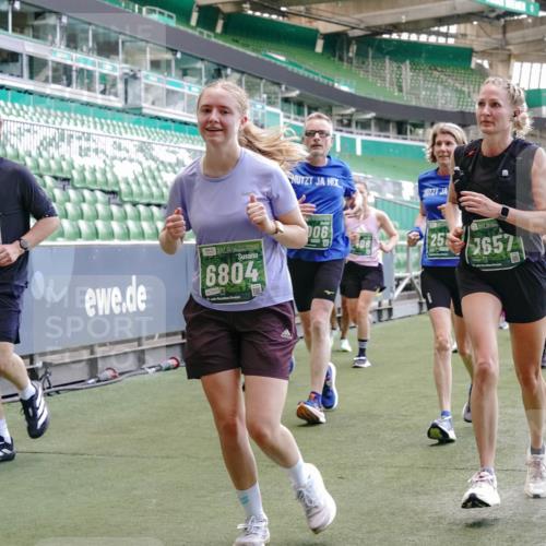 13.09.2026 - 21. swb-Marathon Bremen Michael Burmester http://msf.ph/oto/10465800 13.09.2026 13:13:16 Laufen im Stadion 118, 183, 270, 278, 349, 460, 514, 576, 600, 631, 695, 702, 843, 933, 950, 1005, 1143, 1226, 1286, 1334, 1426, 1435, 1596, 1641, 1849, 1991, 2005, 2035, 2079, 2248, 2264, 2336, 2375, 2377, 2387, 2398, 2412, 2439, 2457, 2461, 2478, 2505, 2521, 2540, 2612, 2665, 2673, 2684, 2693, 2765, 2773, 2792, 2815, 2816, 2850, 2860, 2884, 2895, 2921, 2963, 2966, 2972, 2975, 3016, 3111, 3143, 3155, 3209, 3253, 3277, 3293, 3304, 3308, 3313, 3378, 3434, 3661 meine-sportfotos.de