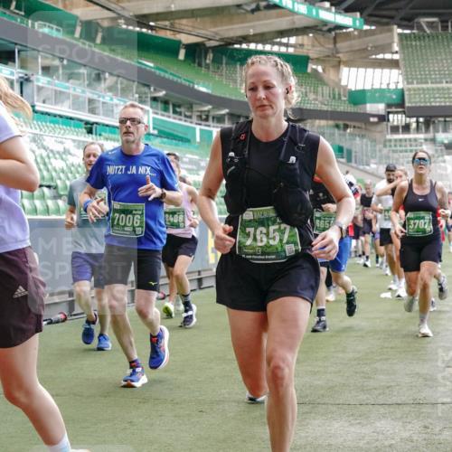 13.09.2026 - 21. swb-Marathon Bremen Michael Burmester http://msf.ph/oto/10465812 13.09.2026 13:13:17 Laufen im Stadion 118, 183, 270, 278, 349, 460, 514, 576, 600, 631, 695, 702, 843, 933, 950, 1005, 1143, 1226, 1286, 1334, 1426, 1435, 1596, 1641, 1849, 1991, 2005, 2035, 2079, 2264, 2336, 2375, 2377, 2387, 2398, 2412, 2439, 2457, 2461, 2478, 2505, 2521, 2540, 2612, 2665, 2673, 2684, 2693, 2765, 2773, 2792, 2815, 2816, 2850, 2860, 2884, 2895, 2921, 2963, 2966, 2972, 2975, 3016, 3111, 3143, 3155, 3209, 3253, 3277, 3293, 3304, 3308, 3313, 3378, 3434, 3661 meine-sportfotos.de
