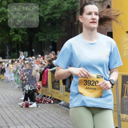 13.09.2026 - Kiel Lauf Yannick Fuchs http://msf.ph/oto/10465824 13.09.2026 09:59:09 Ziel 3920, 5489, 10030, 269, 2103, 3458, 5872, 6148, 6249, 6956, 7399, 10030, 10325, 10326, 10564, 11463, 225, 2967, 6306, 10357, 11828, 2103, 5872, 7415 meine-sportfotos.de