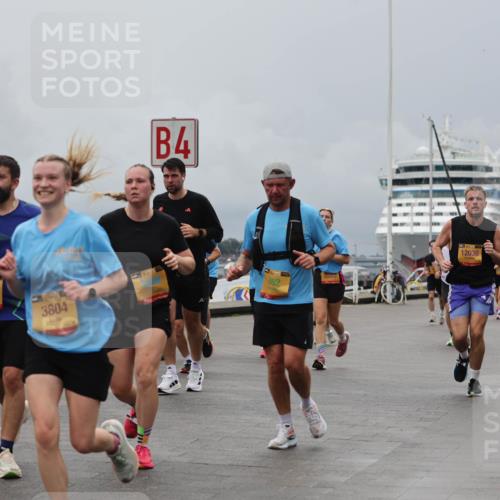 13.09.2026 - Kiel Lauf Andreas Tolksdorf http://msf.ph/oto/10465833 13.09.2026 12:06:46 Kiellinie 4, 10595, 3804, 1, 38, 862, 12036, 3 meine-sportfotos.de